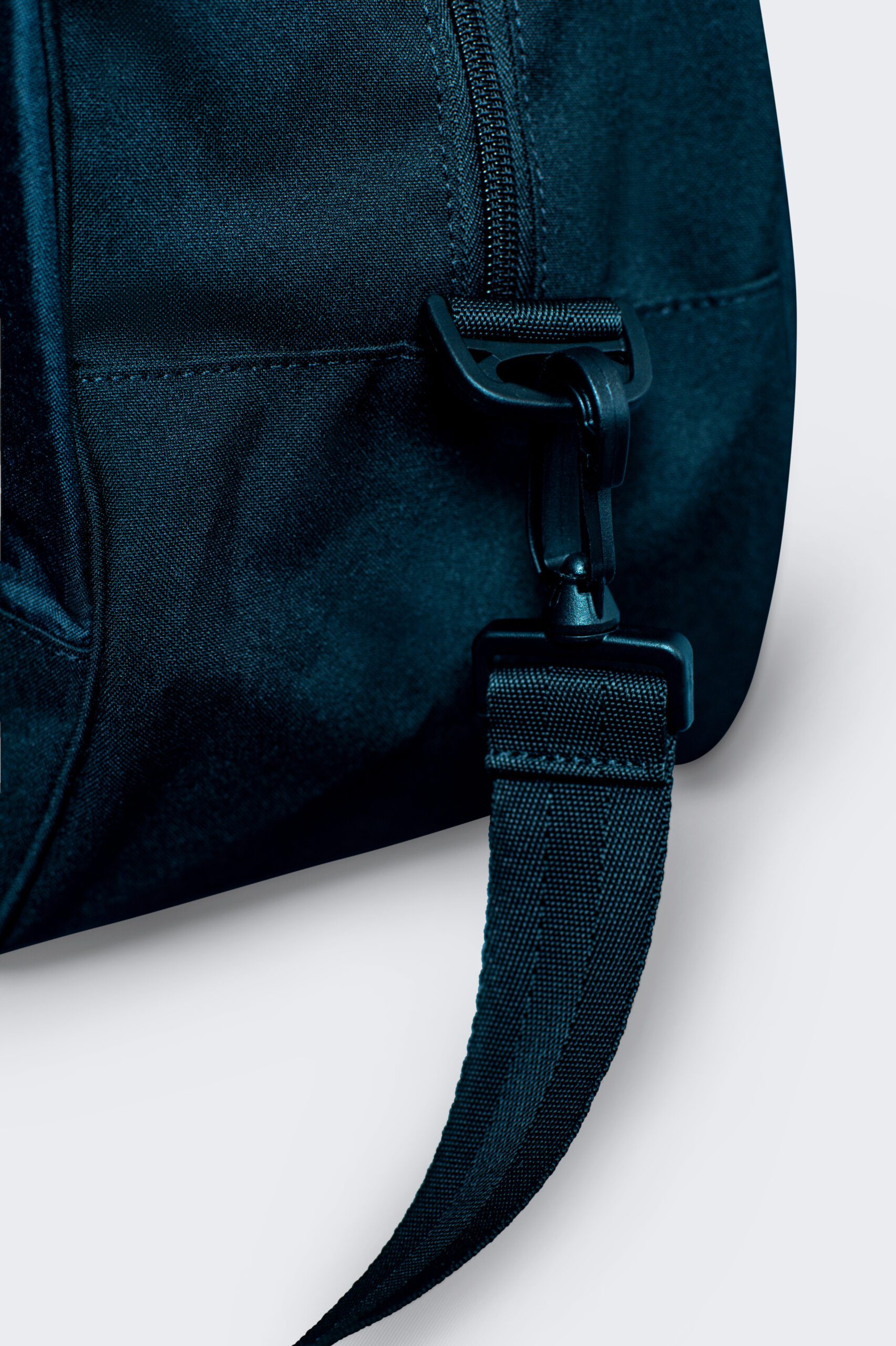 Custom duffle bag strap 2025