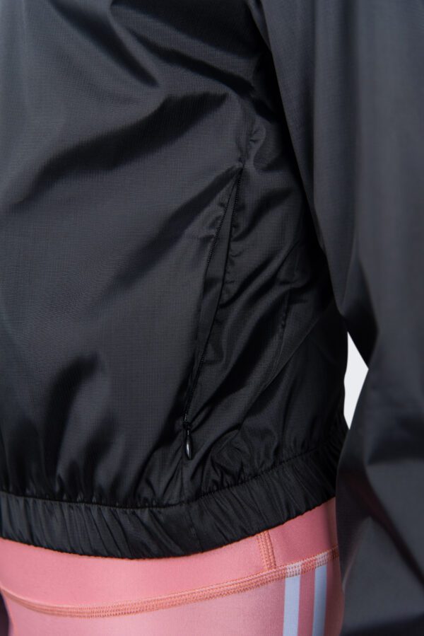 Onyx Cropped Windbreaker