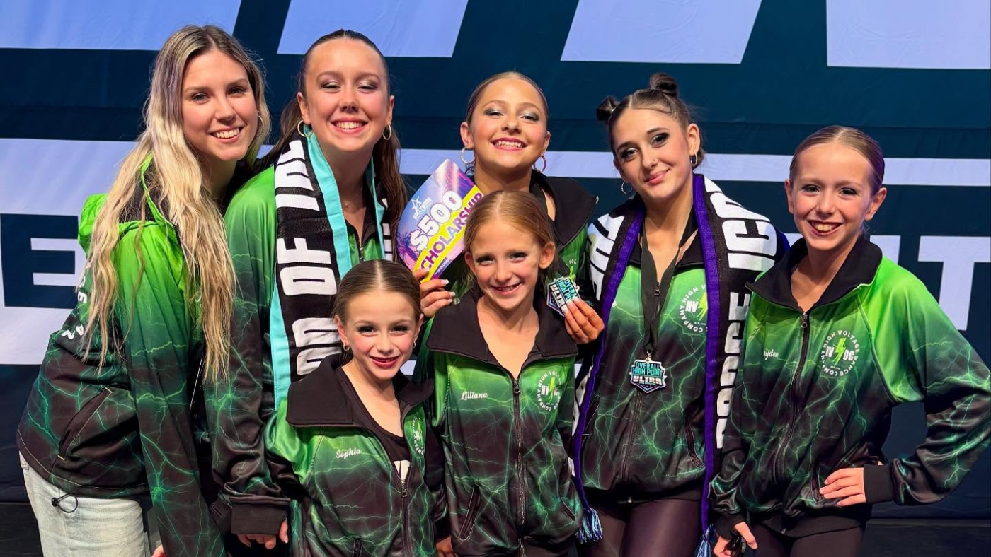 How to Build a Consistent Dress Code That Dancers (and Parents) Will Love This Fall - Limelight Teamwear How to Build a Consistent Dress Code That Dancers (and Parents) Will Love This Fall - Limelight Teamwear